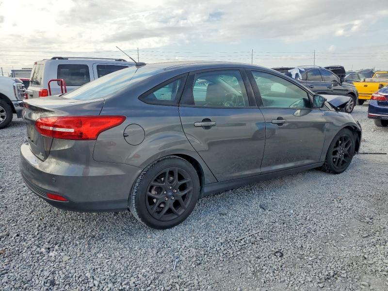 Photo 3 from auction – 2016 FORD FOCUS with VIN 1FADP3F26GL237341