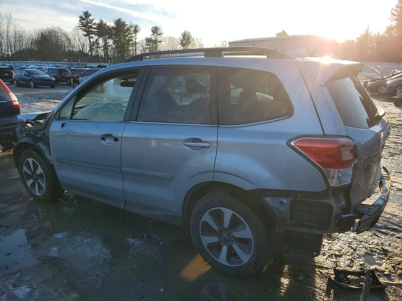 Photo 2 from auction – 2018 SUBARU FORESTER 2 with VIN JF2SJARC4JH438257