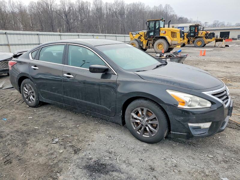 Photo 4 from auction – 2015 NISSAN ALTIMA with VIN 1N4AL3AP8FC468533