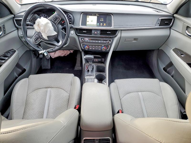 Photo 8 from auction – 2016 KIA OPTIMA with VIN 5XXGU4L34GG086972