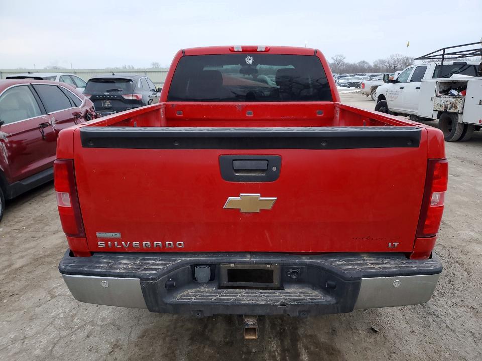 Photo 6 from auction – 2011 CHEVROLET SILVERADO with VIN 1GCRKSE31BZ336898