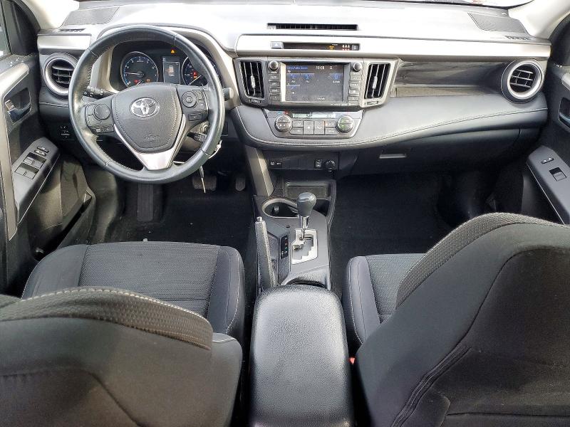 Photo 8 from auction – 2017 TOYOTA RAV4 XLE with VIN 2T3RFREV0HW576175