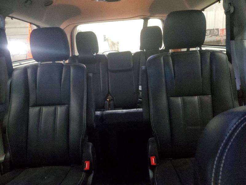 Photo 10 from auction – 2013 CHRYSLER TOWN & COU with VIN 2C4RC1CG7DR816096