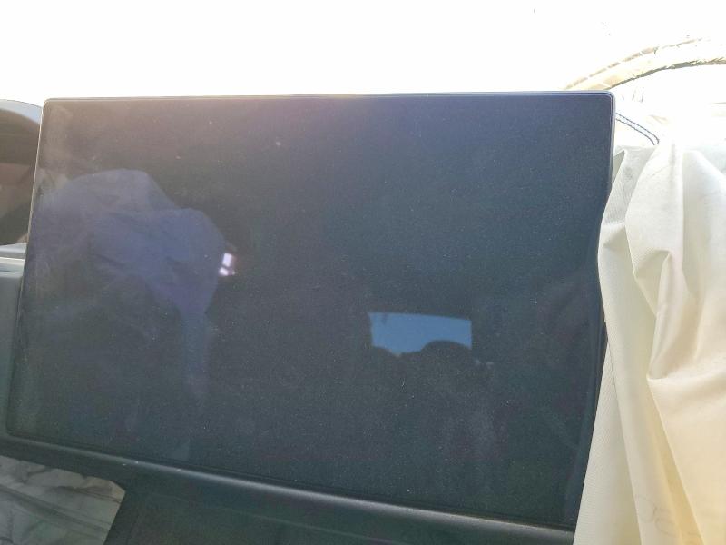 Photo 9 from auction – 2021 TESLA MODEL S with VIN 5YJSA1E6XMF444101