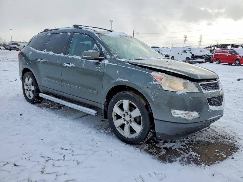 Photo 4 from auction – 2010 CHEVROLET TRAVERSE L with VIN 1GNLRFED2AS142185