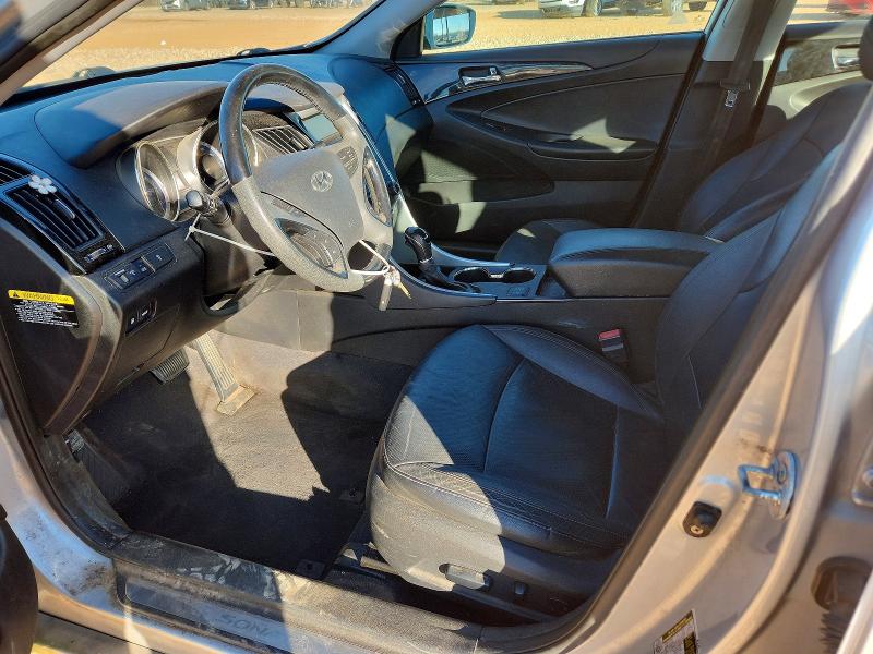 Photo 7 from auction – 2011 HYUNDAI SONATA SE with VIN 5NPEC4AC0BH246601