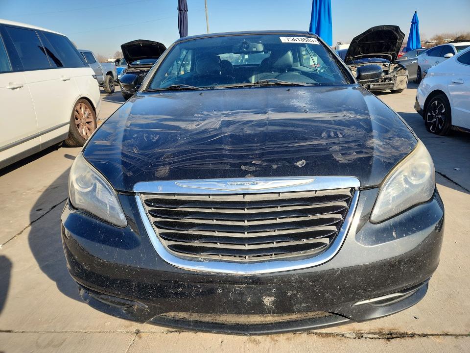Photo 5 from auction – 2013 CHRYSLER 200 S with VIN 1C3BCBGG0DN508318
