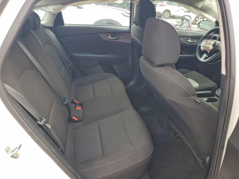 Photo 10 from auction – 2020 KIA FORTE FE with VIN 3KPF24AD9LE221038
