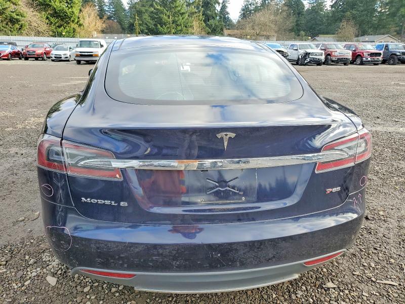 Photo 6 from auction – 2013 TESLA MODEL S with VIN 5YJSA1DP5DFP10585