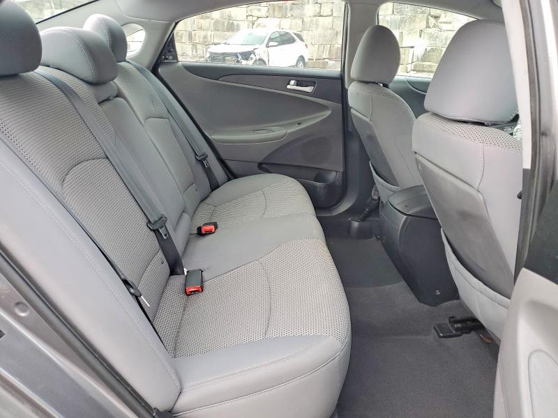 Photo 10 from auction – 2012 HYUNDAI SONATA GLS with VIN 5NPEB4AC4CH319005