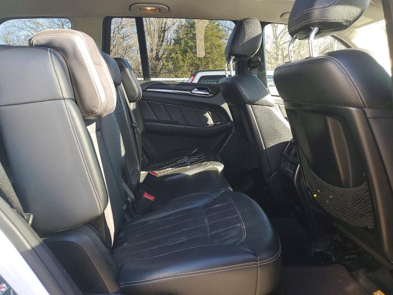 Photo 11 from auction – 2015 MERCEDES-BENZ GL with VIN 4JGDF6EE4FA529988