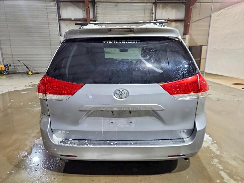 Photo 6 from auction – 2012 TOYOTA SIENNA LE with VIN 5TDKK3DC4CS208280