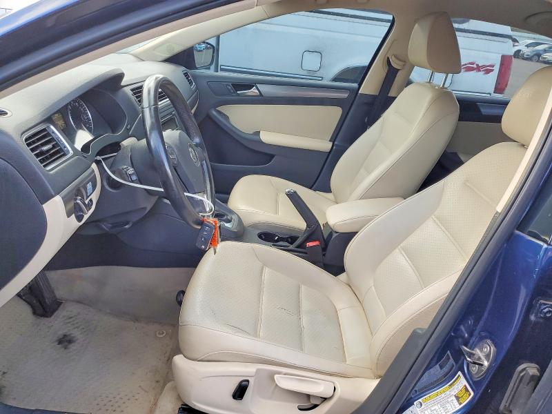 Photo 7 from auction – 2013 VOLKSWAGEN JETTA TDI with VIN 3VWLL7AJXDM292373