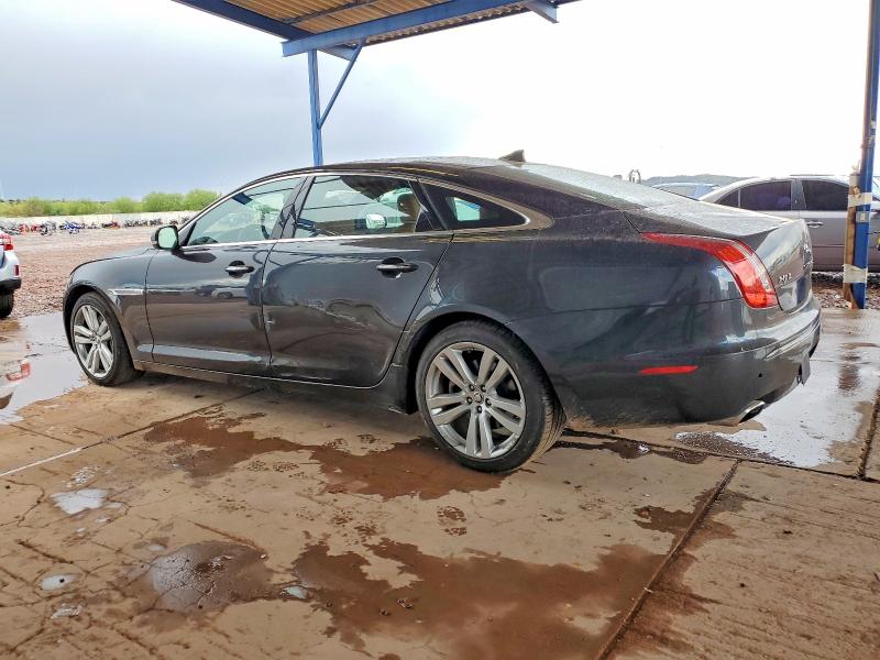 Photo 2 from auction – 2013 JAGUAR XJL PORTFO with VIN SAJWJ2GDXD8V54263