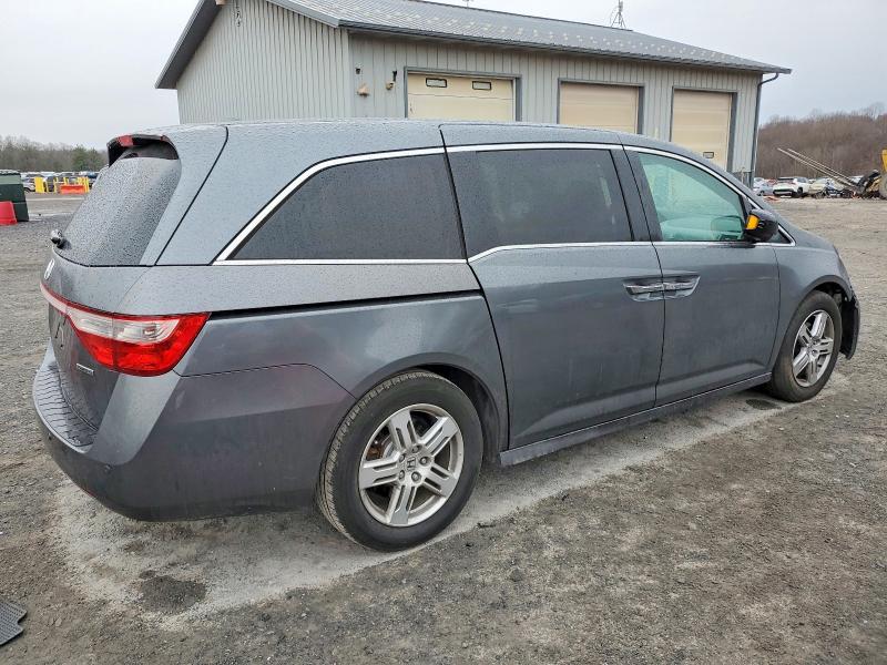 Фото 3 с аукциона – 2011 HONDA ODYSSEY с VIN 5FNRL5H92BB027347
