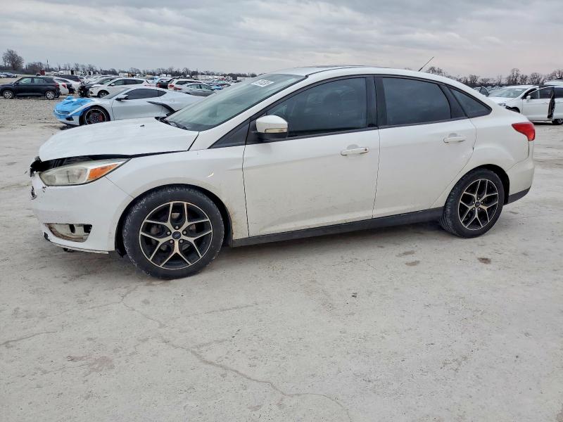 FORD FOCUS SEL 2017 with VIN 1FADP3H25HL339888 - Photo from auction