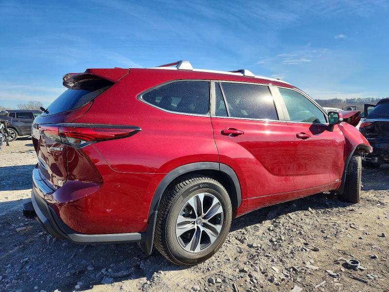 Photo 3 from auction – 2023 TOYOTA HIGHLANDER with VIN 5TDKBRCH0PS121160