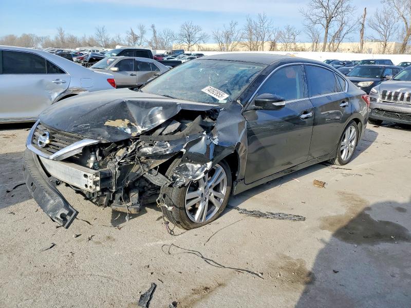 NISSAN ALTIMA 3.5 2017 with VIN 1N4BL3AP1HC175337 - Photo from auction