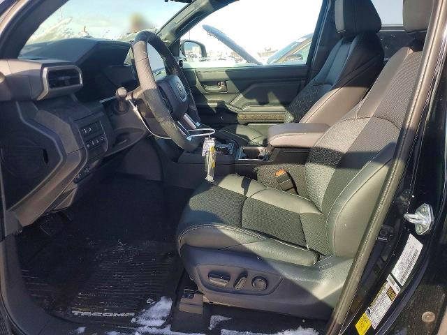 Photo 7 from auction – 2025 TOYOTA TACOMA with VIN 3TMLB5JN3SM177432
