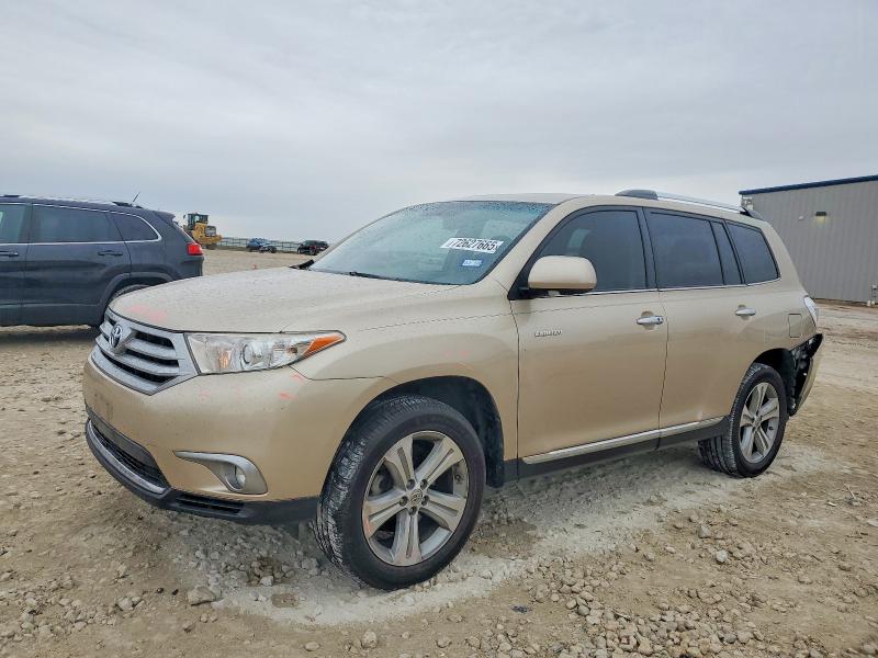 TOYOTA HIGHLANDER 2013 with VIN 5TDYK3EH1DS112970 - Photo from auction