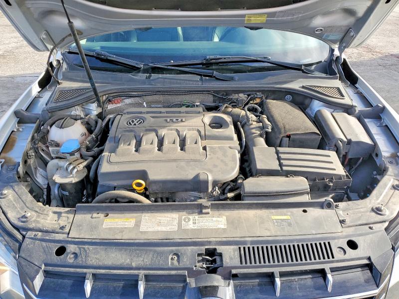 Photo 11 from auction – 2015 VOLKSWAGEN PASSAT with VIN 1VWBV7A36FC083613
