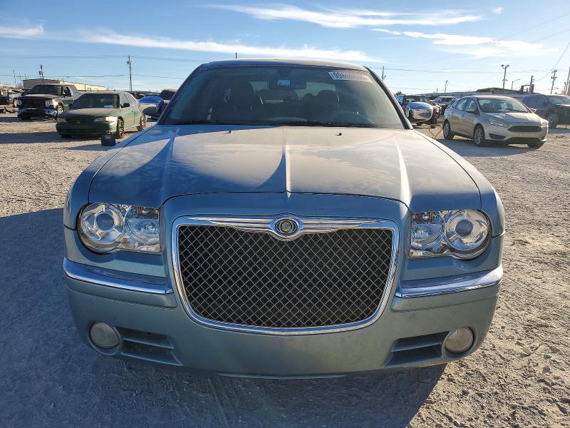 Photo 5 from auction – 2009 CHRYSLER 300C with VIN 2C3LK63T19H601656