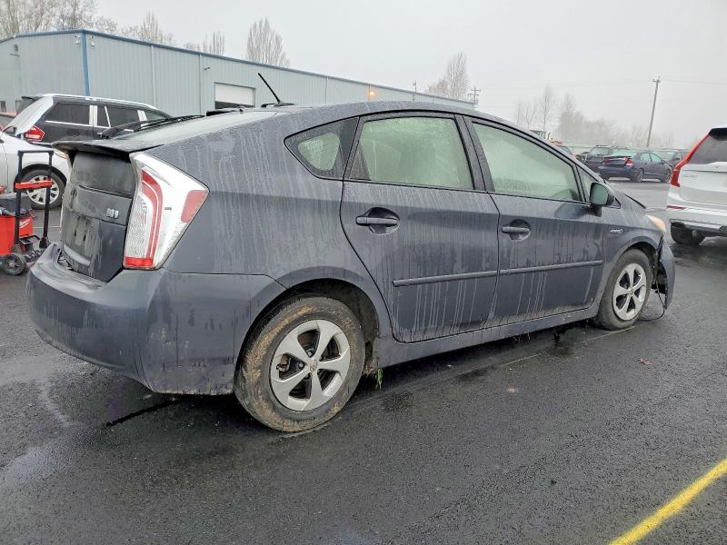 Photo 3 from auction – 2014 TOYOTA PRIUS with VIN JTDKN3DU7E1785370