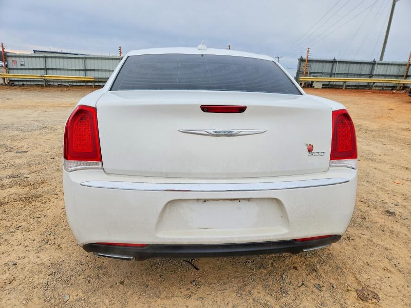 Photo 6 from auction – 2016 CHRYSLER 300 with VIN 2C3CCAAG3GH252843