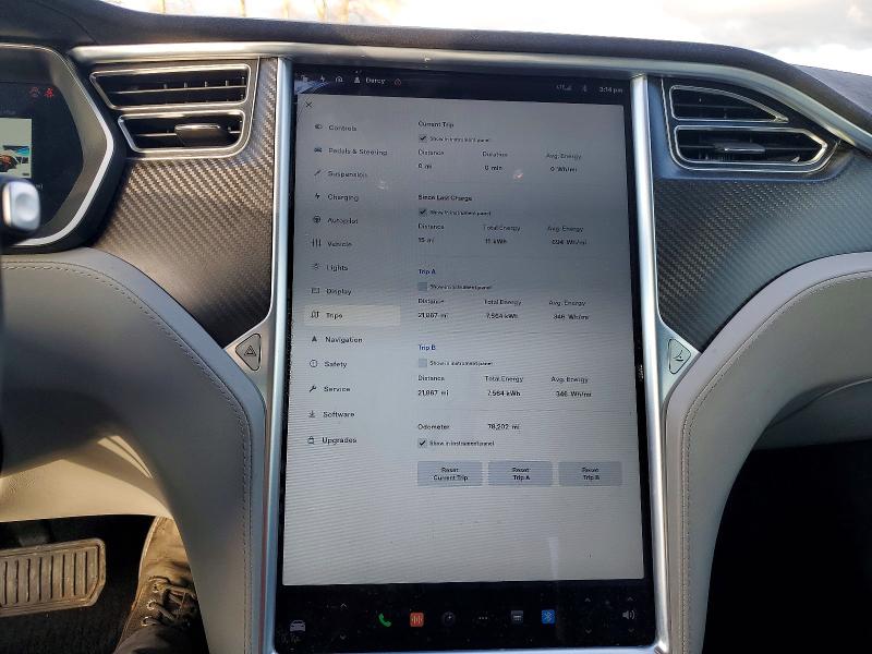 Photo 9 from auction – 2016 TESLA MODEL S with VIN 5YJSA1E2XGF143684