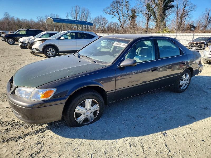 TOYOTA CAMRY CE 2001 with VIN 4T1BG22K11U868898 - Photo from auction