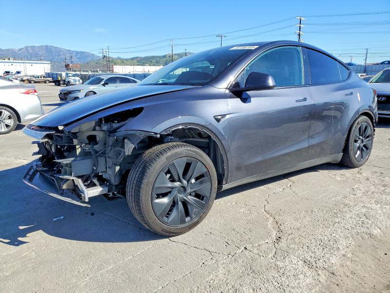 TESLA MODEL Y 2025 with VIN 7SAYGDEDXSA367610 - Photo from auction