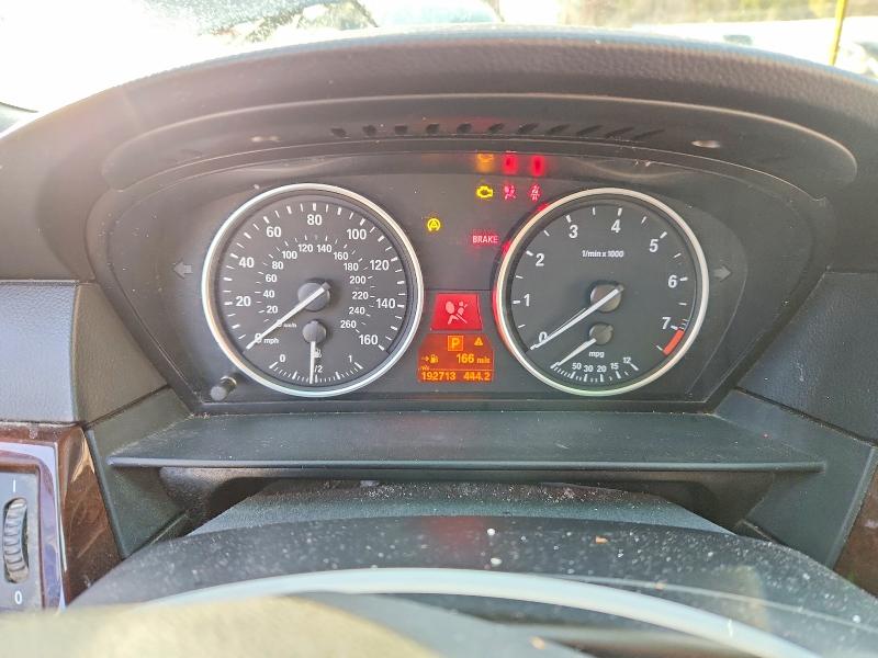 Photo 9 from auction – 2010 BMW 528 XI with VIN WBANV1C53AC444300