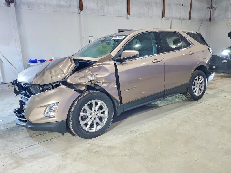CHEVROLET EQUINOX 2019 with VIN 2GNAXKEVXK6111804 - Photo from auction