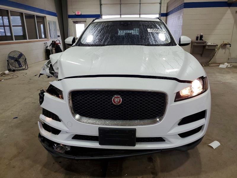 Фото 5 с аукциона – 2017 JAGUAR F-PACE с VIN SADCJ2BVXHA889799