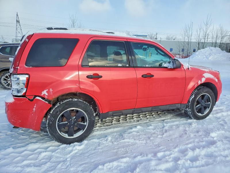 Photo 3 from auction – 2011 FORD ESCAPE XLT with VIN 1FMCU9D77BKC00034