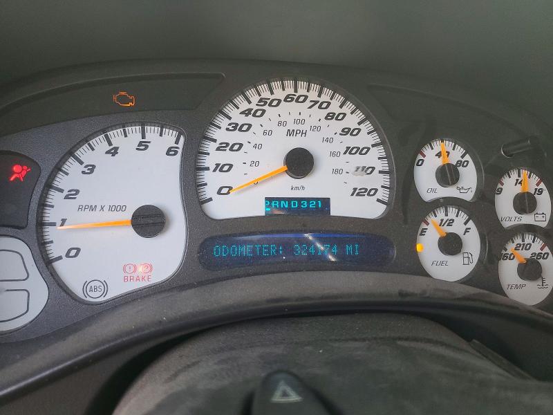 Photo 9 from auction – 2004 CHEVROLET AVALANCHE with VIN 3GNEK12T44G181898