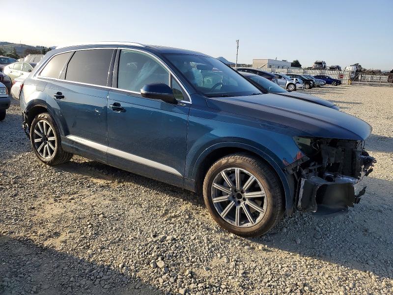 Photo 4 from auction – 2018 AUDI Q7 PREMIUM with VIN WA1LAAF73JD028173