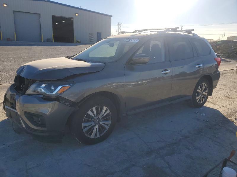 NISSAN PATHFINDER 2018 with VIN 5N1DR2MMXJC678069 - Photo from auction