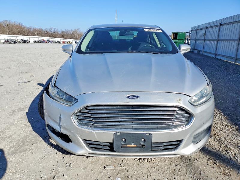 Photo 5 from auction – 2016 FORD FUSION SE with VIN 3FA6P0HD7GR296020
