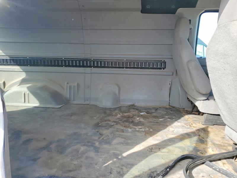 Photo 10 from auction – 2010 FORD ECONOLINE with VIN 1FTNE1EWXADA18932