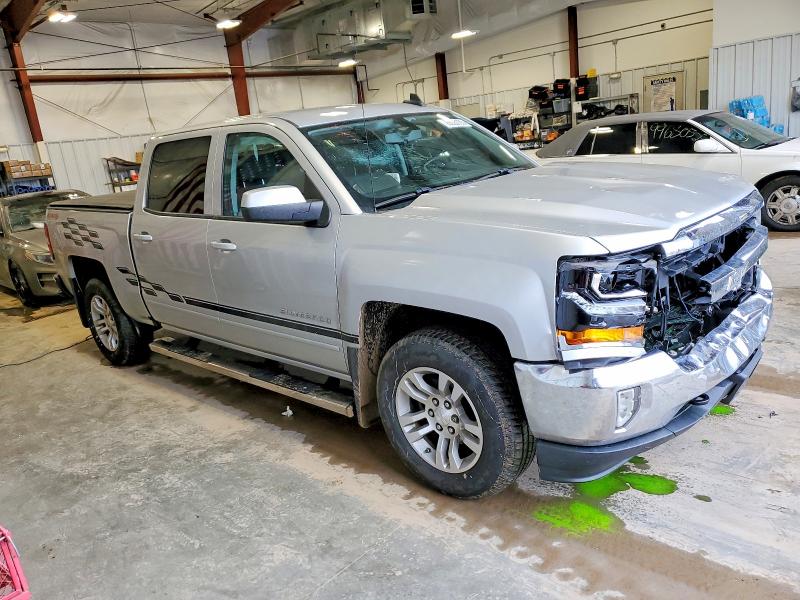 Photo 4 from auction – 2017 CHEVROLET SILVERADO with VIN 3GCUKREC4HG322957