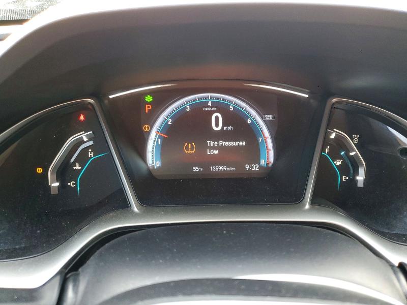 Photo 9 from auction – 2018 HONDA CIVIC with VIN 19XFC2F70JE029685