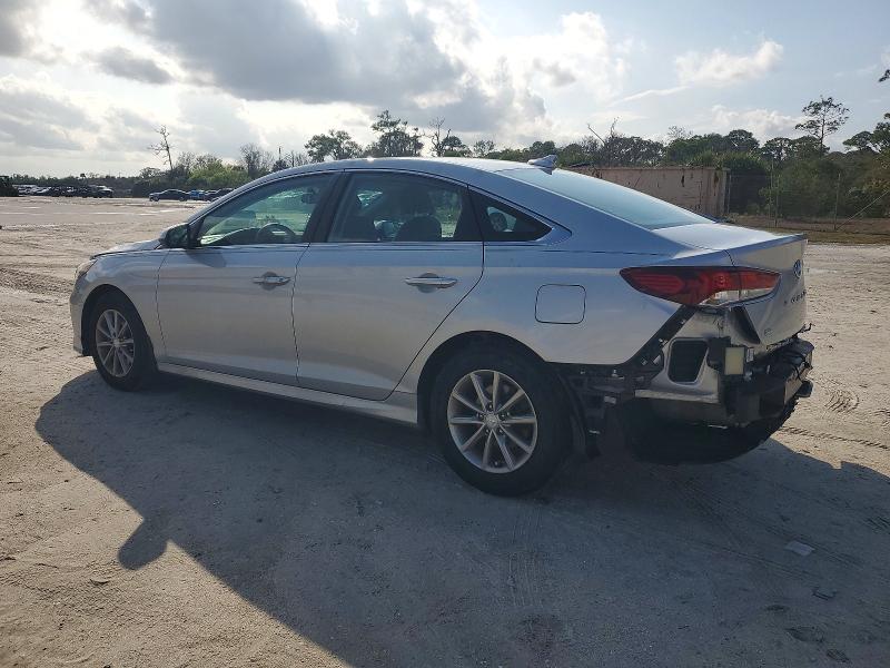 Photo 2 from auction – 2019 HYUNDAI SONATA with VIN 5NPE24AF2KH803151