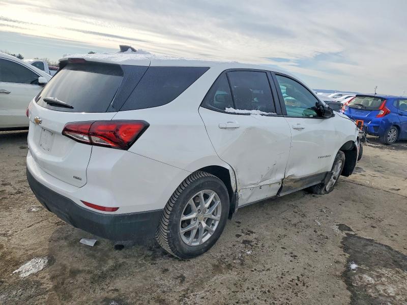 Photo 3 from auction – 2022 CHEVROLET EQUINOX with VIN 3GNAXSEV2NS244563