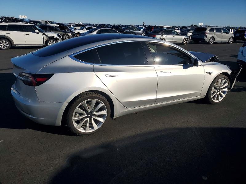 Photo 3 from auction – 2018 TESLA MODEL 3 with VIN 5YJ3E1EA0JF046582