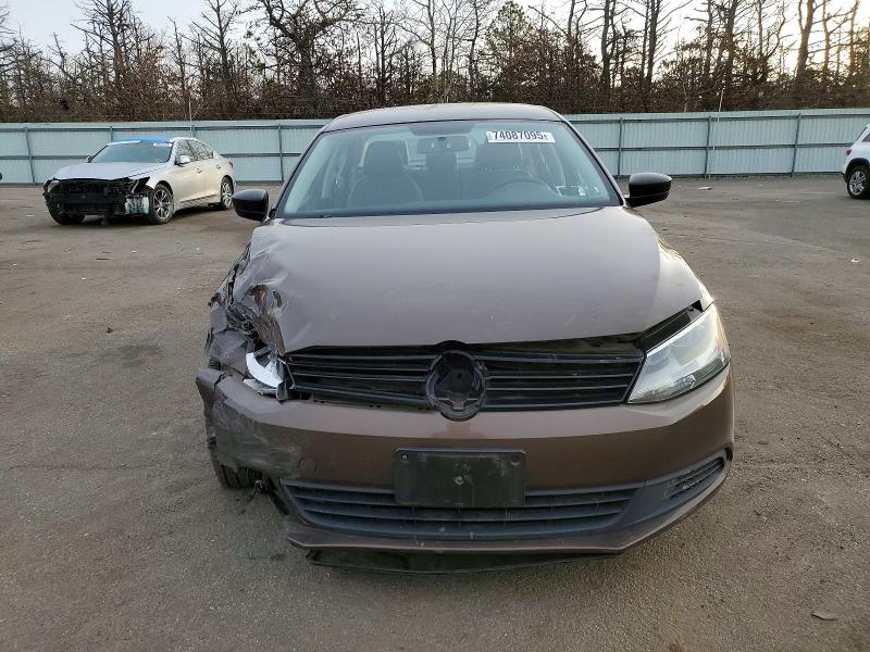 Photo 5 from auction – 2011 VOLKSWAGEN JETTA with VIN 3VW2K7AJ5BM390688