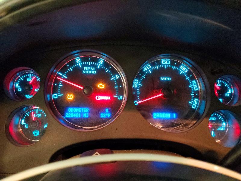 Photo 9 from auction – 2011 GMC SIERRA K25 with VIN 1GT121C80BF230577