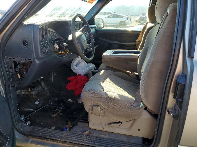 Photo 7 from auction – 2001 CHEVROLET SILVERADO with VIN 2GCEC19V911176052