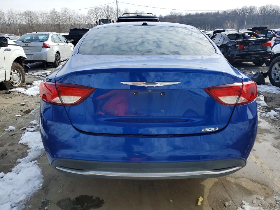 Photo 6 from auction – 2015 CHRYSLER 200 LIMITE with VIN 1C3CCCAB2FN552962