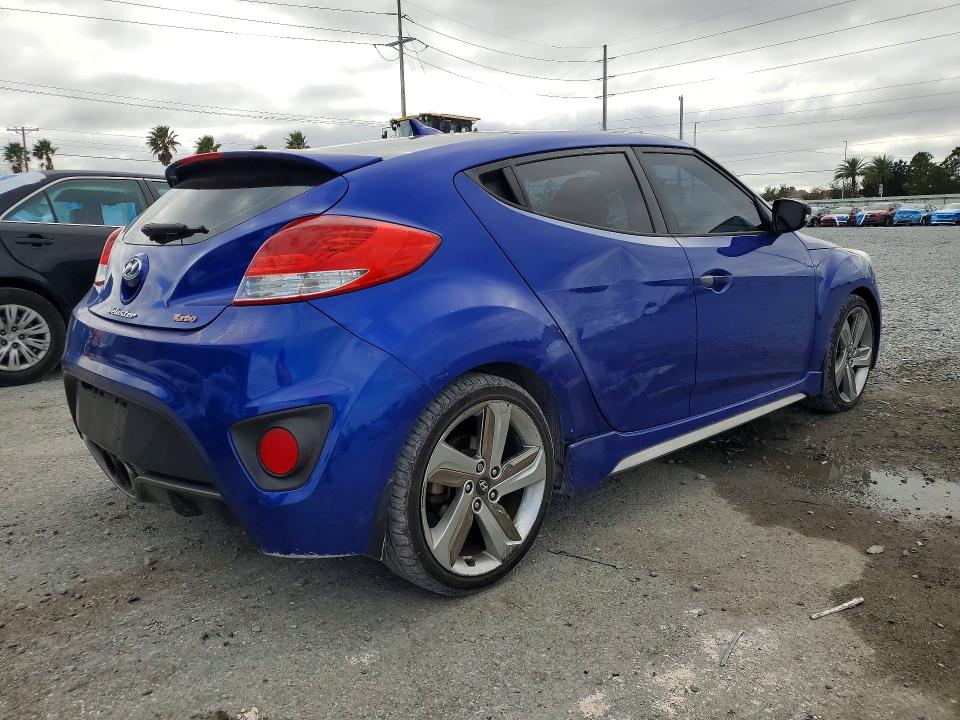 Photo 3 from auction – 2013 HYUNDAI VELOSTER T with VIN KMHTC6AEXDU167428